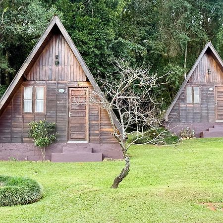 Pousada Aldeias Do Paraiso Монтейру-Лобату Екстер'єр фото